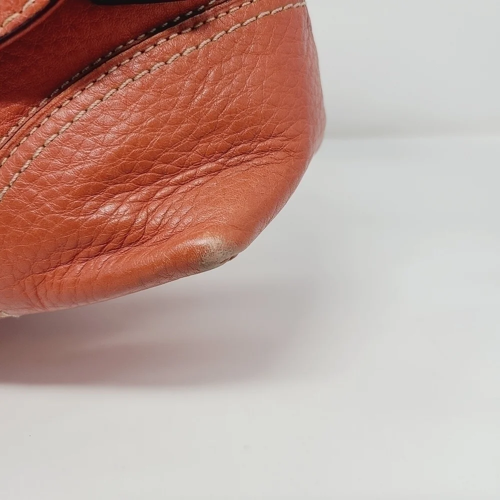 Coach | Vintage Salmon Pink Leather Pebble Top Hobo Bag (One Size)